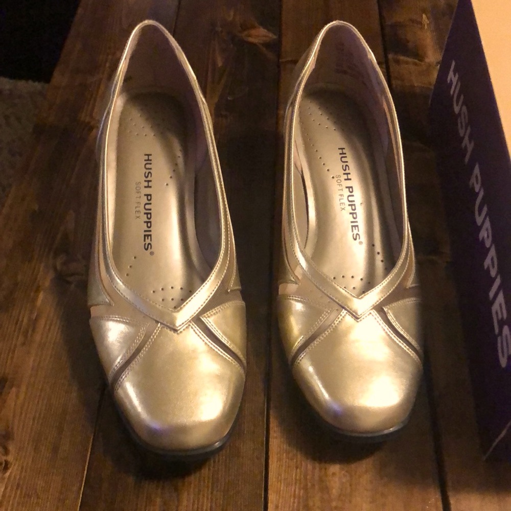 Gold hush puppies size 8.   Never been worn!